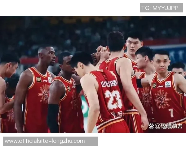 2011年CBA季后赛广东队与广厦队激战回顾与精彩瞬间分析